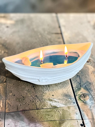 Candela di soia fatta a mano in una barchetta di gesso “Laguna Blu”, senza profumazione, 200 ml