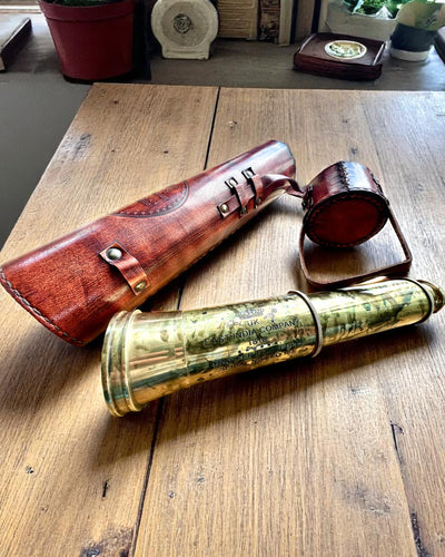 Cannocchiale Reale "Voyager 1818" – Esclusivo, in ottone, 83 cm, fatto a mano, con custodia in vera pelle – Edizione da collezione, personalizzabile con incisione per regalo