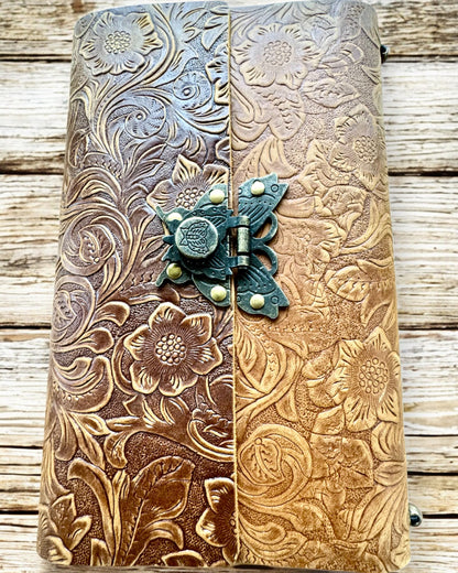 Taccuino Retrò di Lusso con Copertina in Pelle - "Vintage Elegance", 480 pagine, possibilità di personalizzazione con incisione