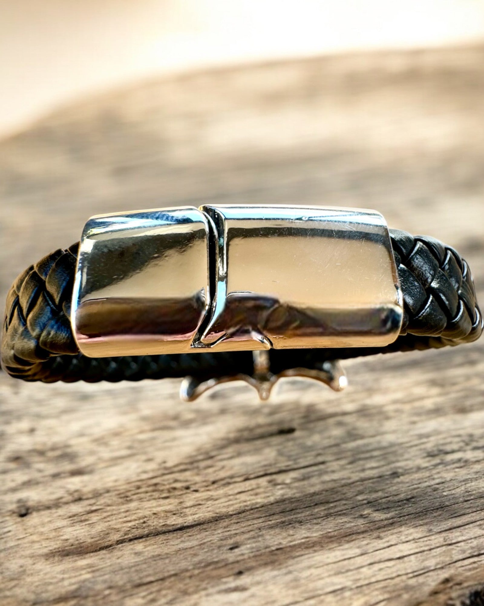 Bracciale da Uomo "SkyRider" – Stile in Pelle con Carattere - possibilità di personalizzazione con incisione