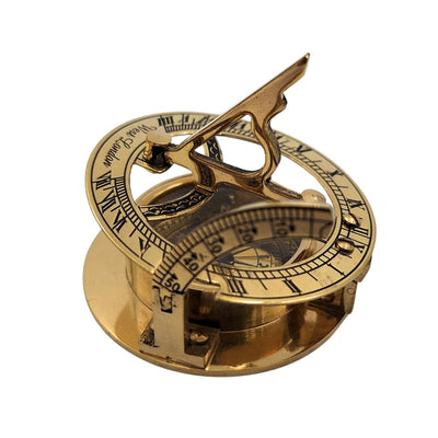 Set regalo retrò con incisione – bussola in ottone, cannocchiale pieghevole, clessidra in scatola di legno