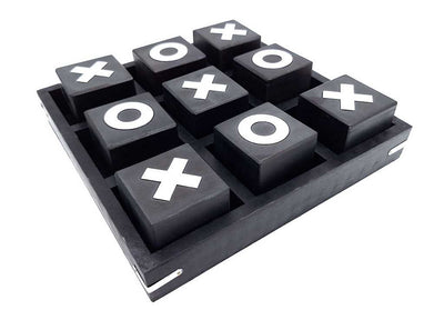 Grande Tris in Legno 24x24 cm con Possibilità di Personalizzazione Incisa - Elegante Gioco Strategico da Regalo - Classica Combinazione Bianco-Nero, Legno di Alta Qualità