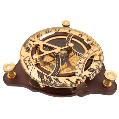 Elegante bussola in ottone con orologio solare su base in legno C064 con possibilità di incisione personalizzata