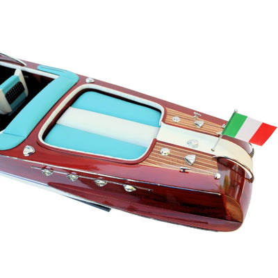 Modello esclusivo di motoscafo Riva Aquarama 87cm con possibilità di personalizzazione con incisione