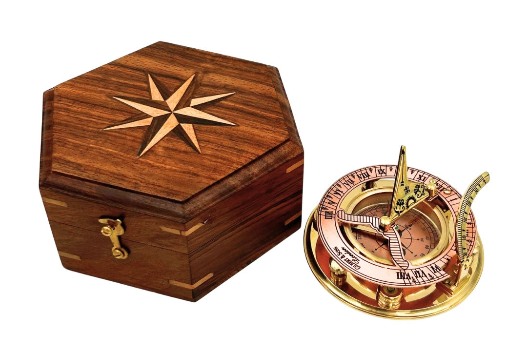 Bussola in ottone con orologio solare in elegante scatola di legno - regalo ideale con possibilità di personalizzazione tramite incisione - stile retrò, lavorazione classica, alta qualità
