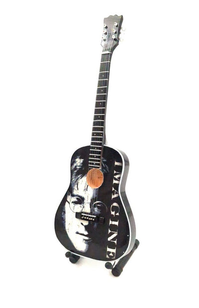 Mini chitarra decorativa di John Lennon The Beatles 24 cm con incisione personalizzata