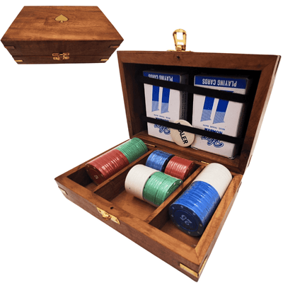 Elegante set da poker in scatola di legno con incisione