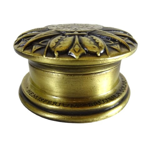 Bussola Solare Rinascimentale in Ottone con Incisione - Elegante Regalo Vintage di Altezza 4,5 cm e Diametro 8,5 cm