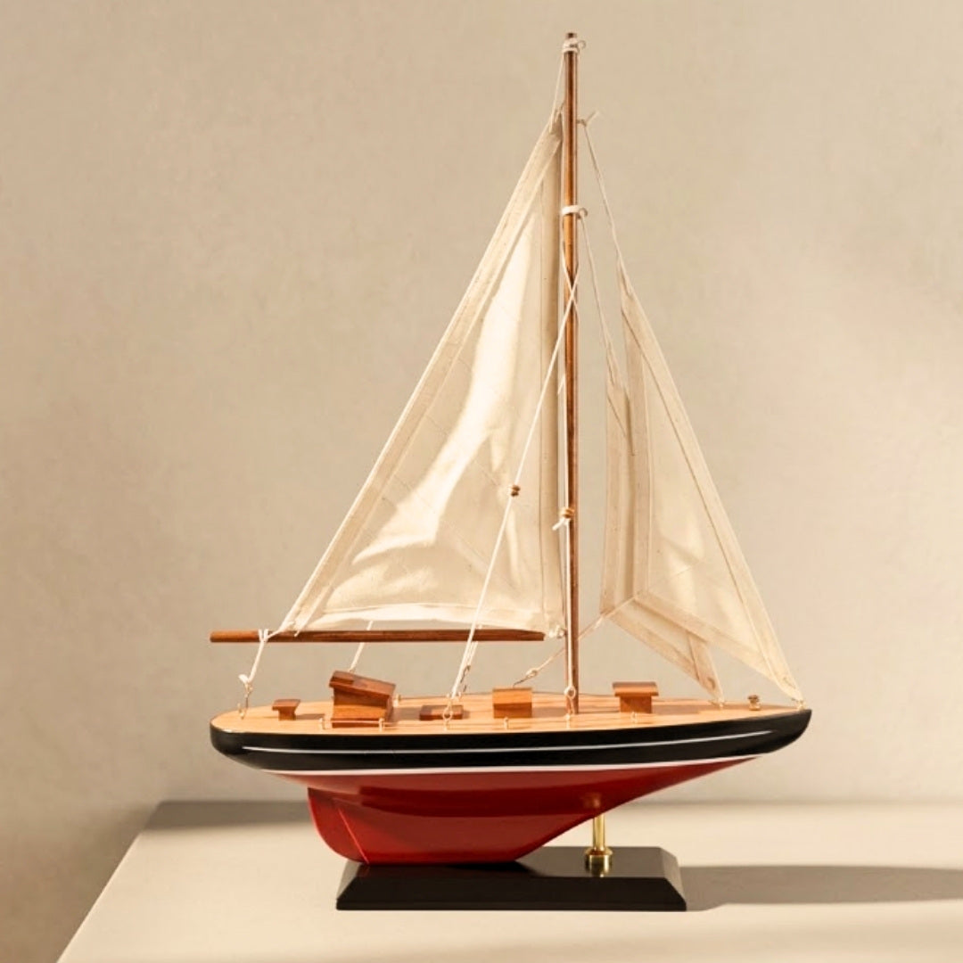 Elegante Modello in Legno di Yacht a Vela 30 cm con Personalizzazione tramite Incisione