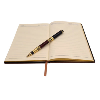 Set regalo esclusivo premium taccuino A5 con copertina in legno e penna – personalizzazione con incisione, ideale come regalo per capo, insegnante, artista – marrone scuro con elementi dorati