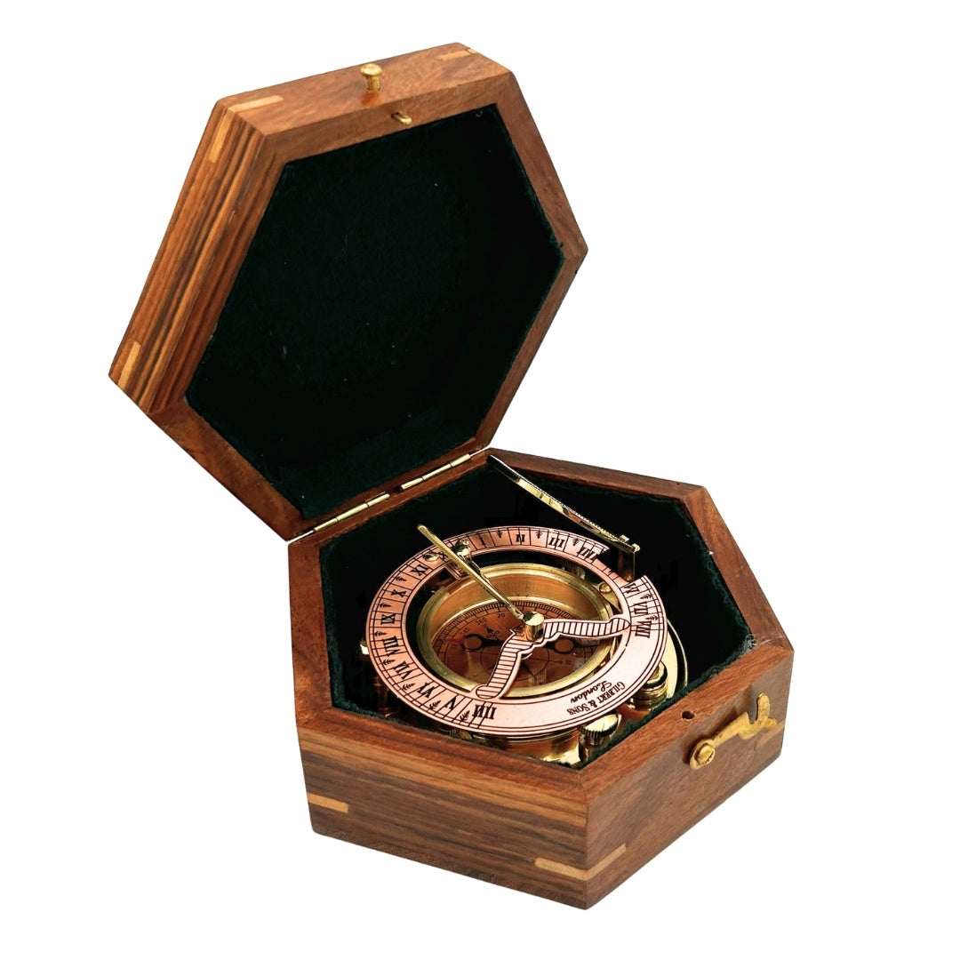 Bussola in ottone con orologio solare in elegante scatola di legno - regalo ideale con possibilità di personalizzazione tramite incisione - stile retrò, lavorazione classica, alta qualità