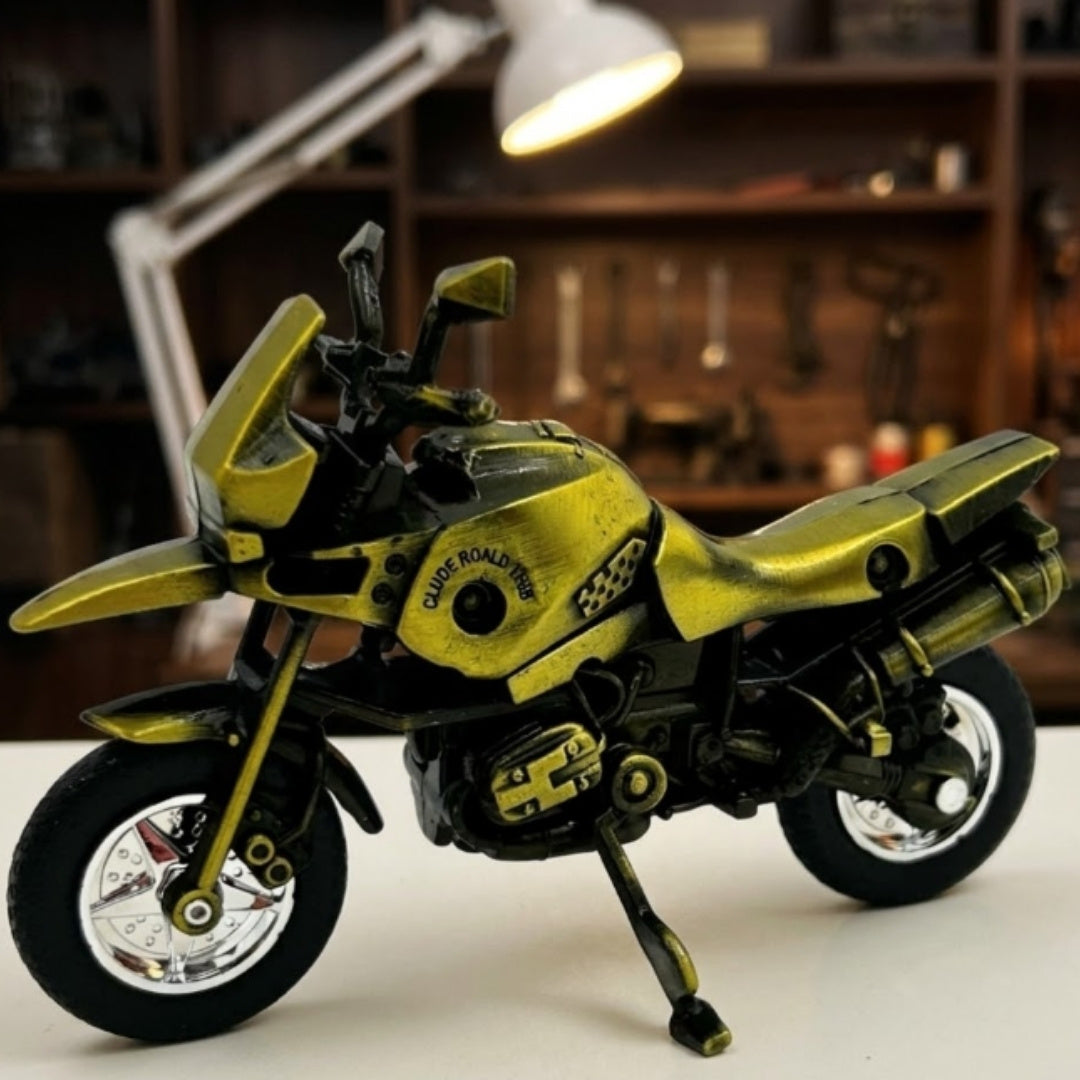 Modello di Motociclo in Metallo HJ1 di Colore Verde Scuro con Possibilità di Incisione Personalizzata