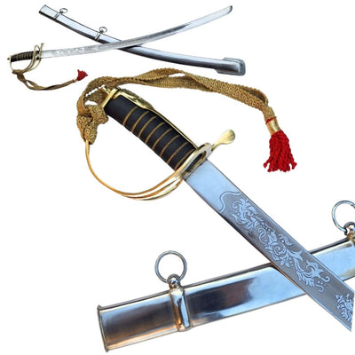 Replica della sciabola di cavalleria «Radziwiłłówka» del 1917 con la scritta «Onore e Patria» – incisione personalizzata, regalo elegante, acciaio non temprato, lunghezza 91 cm