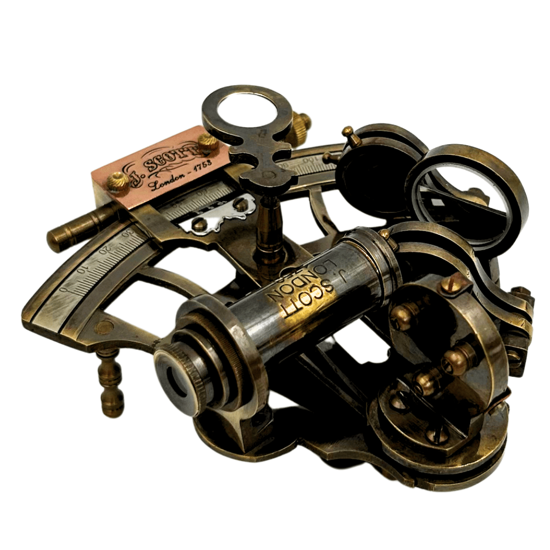 Sestante in ottone retrò in custodia di pelle - elegante strumento di navigazione con possibilità di incisione - regalo ideale per appassionati di vela e storia - dimensioni 13x12x7 cm