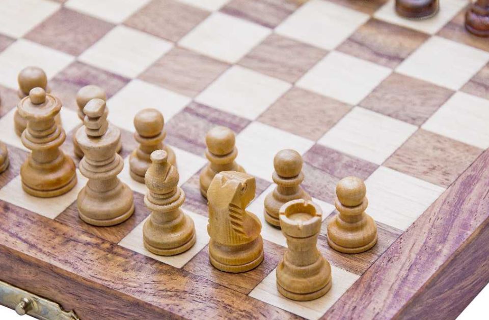 Scacchi magnetici in legno G201Z con possibilità di personalizzazione con incisione