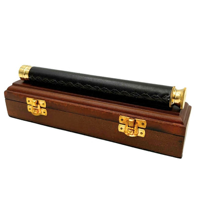 Cannocchiale in ottone e pelle con incisione personalizzata in scatola di legno