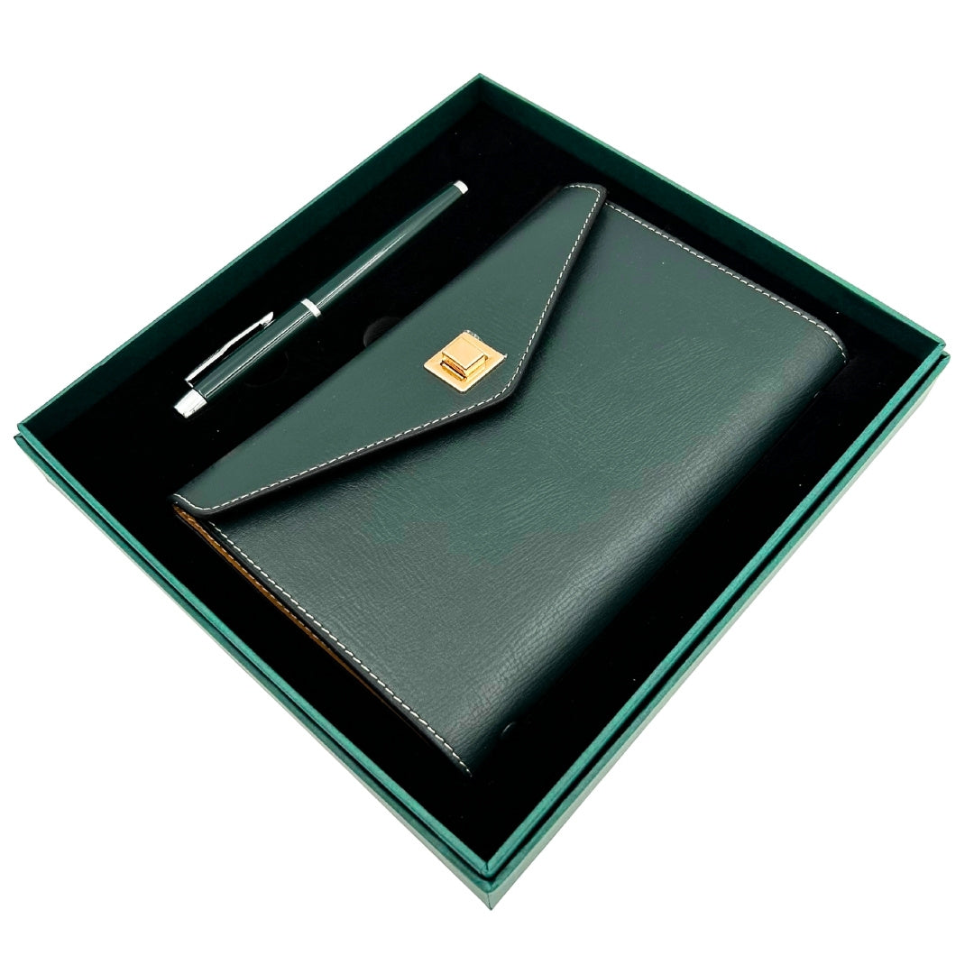 Elegante Set Regalo con Incisione Personalizzata - Taccuino in Pelle A6 con Penna di Alta Qualità in Scatola Regalo di Lusso