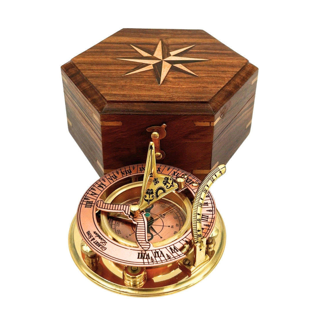 Bussola in ottone con orologio solare in elegante scatola di legno - regalo ideale con possibilità di personalizzazione tramite incisione - stile retrò, lavorazione classica, alta qualità