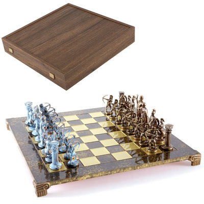 Scacchi in ottone Arcieri 44x44 cm con possibilità di personalizzazione tramite incisione - Regalo di lusso per appassionati di mitologia e strategia, pezzi fatti a mano di alta qualità