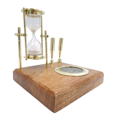 Set da scrivania retrò con clessidra e bussola