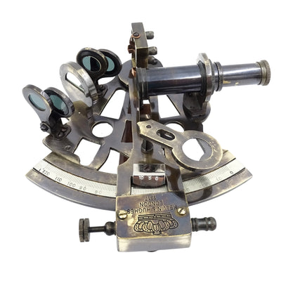 Sestante in ottone con incisione in scatola di pelle - replica del 1917, ideale come regalo per marinai e astronomi, dimensioni 13x12x6 cm, antico, materiale: ottone e vetro