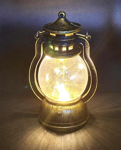 Lampada da notte LED a forma di lampada a petrolio con possibilità di personalizzazione tramite incisione, ideale come regalo - altezza 12,6 cm, larghezza 5,8 cm, certificato CE