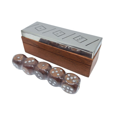Gioco di dadi con incisione personalizzata in scatola di legno con coperchio metallico, ideale come regalo – G1117, 12,5x4,5x4,5 cm