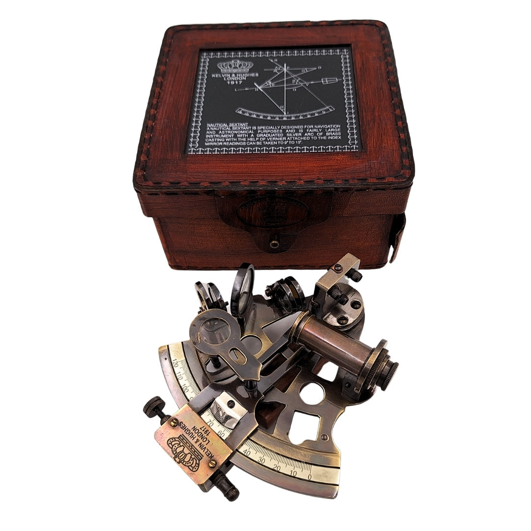 Sestante in ottone con incisione in scatola di pelle - replica del 1917, ideale come regalo per marinai e astronomi, dimensioni 13x12x6 cm, antico, materiale: ottone e vetro