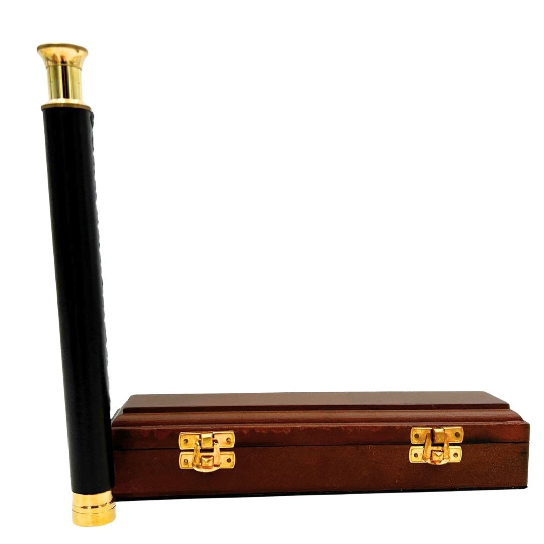 Cannocchiale in ottone e pelle con incisione personalizzata in scatola di legno