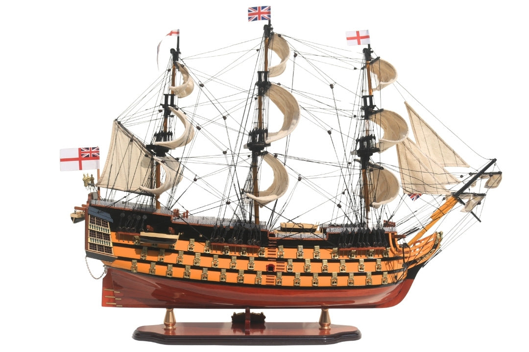 Modello assemblato del veliero HMS Victory da 80 cm con possibilità di personalizzazione tramite incisione - Decorazione esclusiva da regalare, realizzata a mano in legno esotico, alta qualità e cura dei dettagli