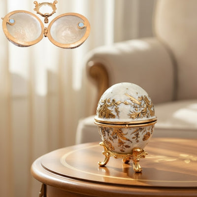 Esclusiva scatola uovo Fabergé in metallo con cristalli bianco-oro con possibilità di personalizzazione tramite incisione