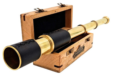 Elegante cannocchiale nautico rétro in ottone con possibilità di personalizzazione tramite incisione, in un cofanetto di legno