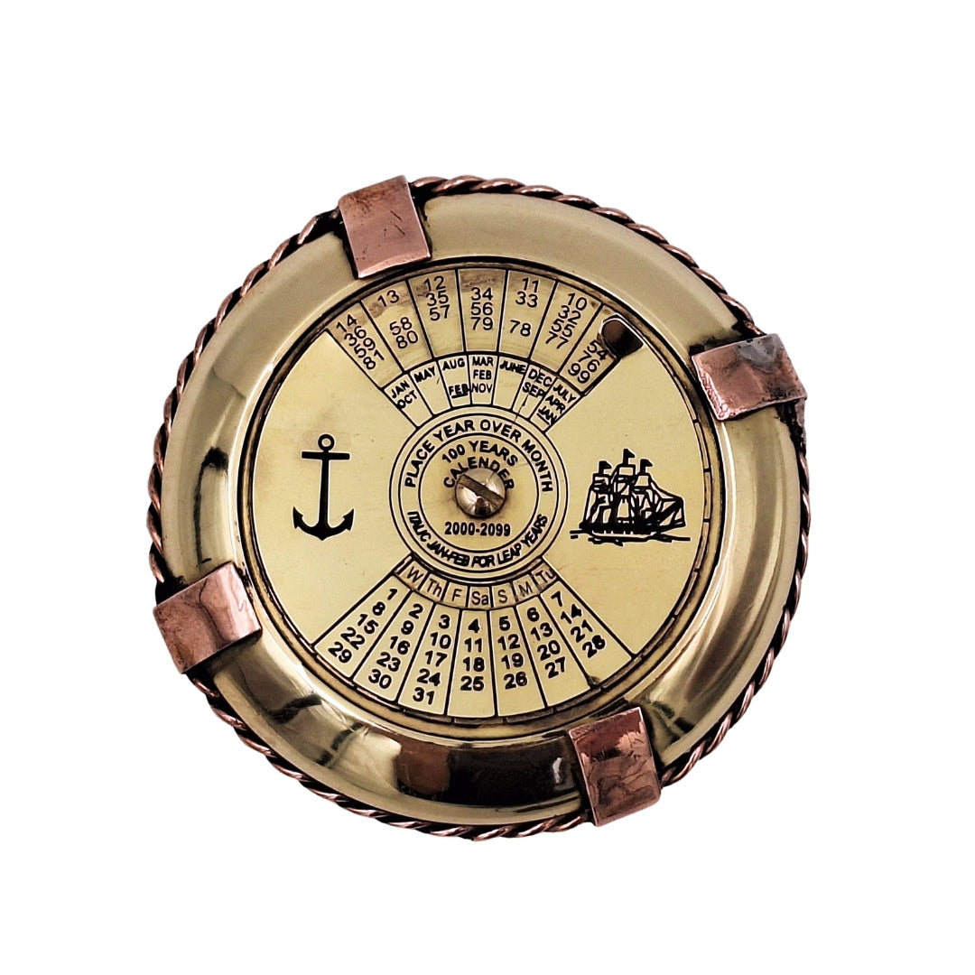 Elegante Calendario Marinaro in Ottone con Possibilità di Personalizzazione Incisa
