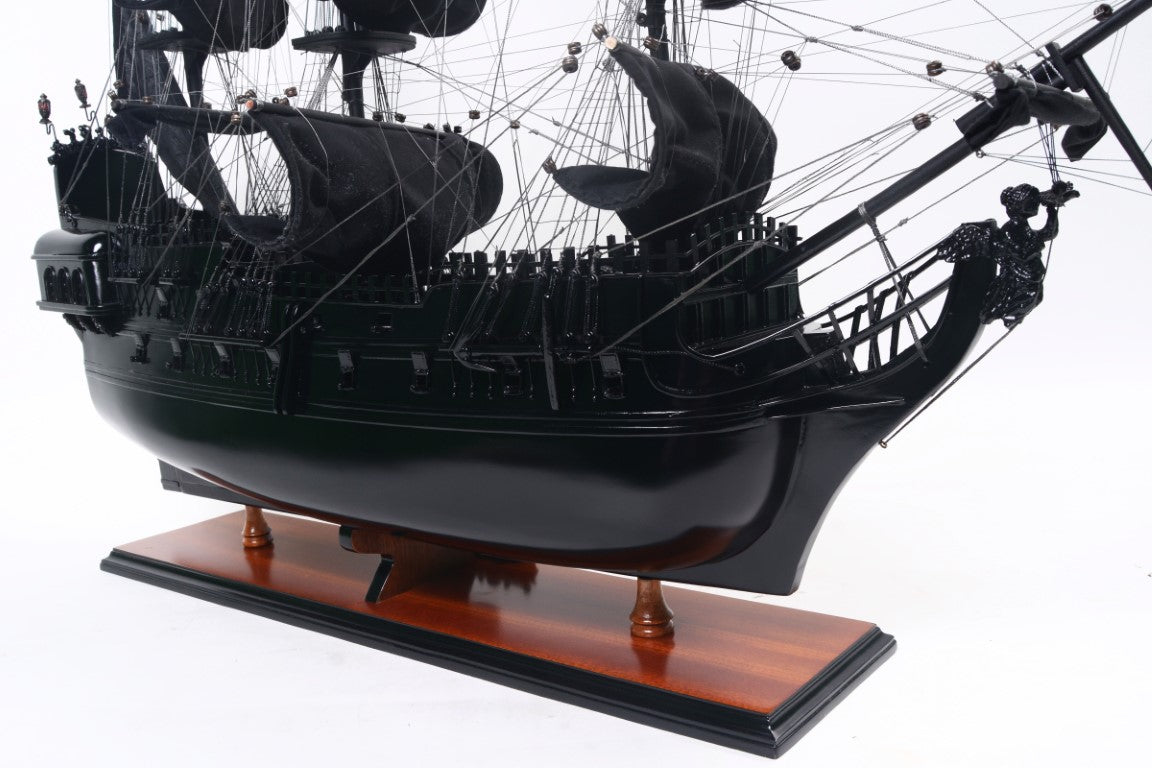 Modello di Nave Pirata Perla Nera BP80R con possibilità di incisione personalizzata, lunghezza 89 cm, regalo esclusivo per ogni occasione, artigianato artistico, base in legno