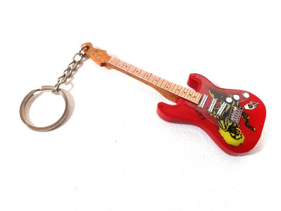 Portachiavi chitarra in stile Iron Maiden con possibilità di personalizzazione tramite incisione