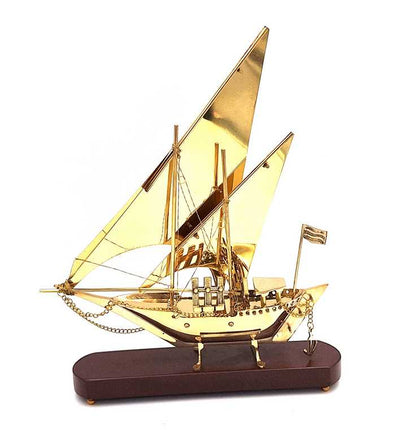 Modello in ottone di nave su base in legno 43 cm con possibilità di personalizzazione con incisione