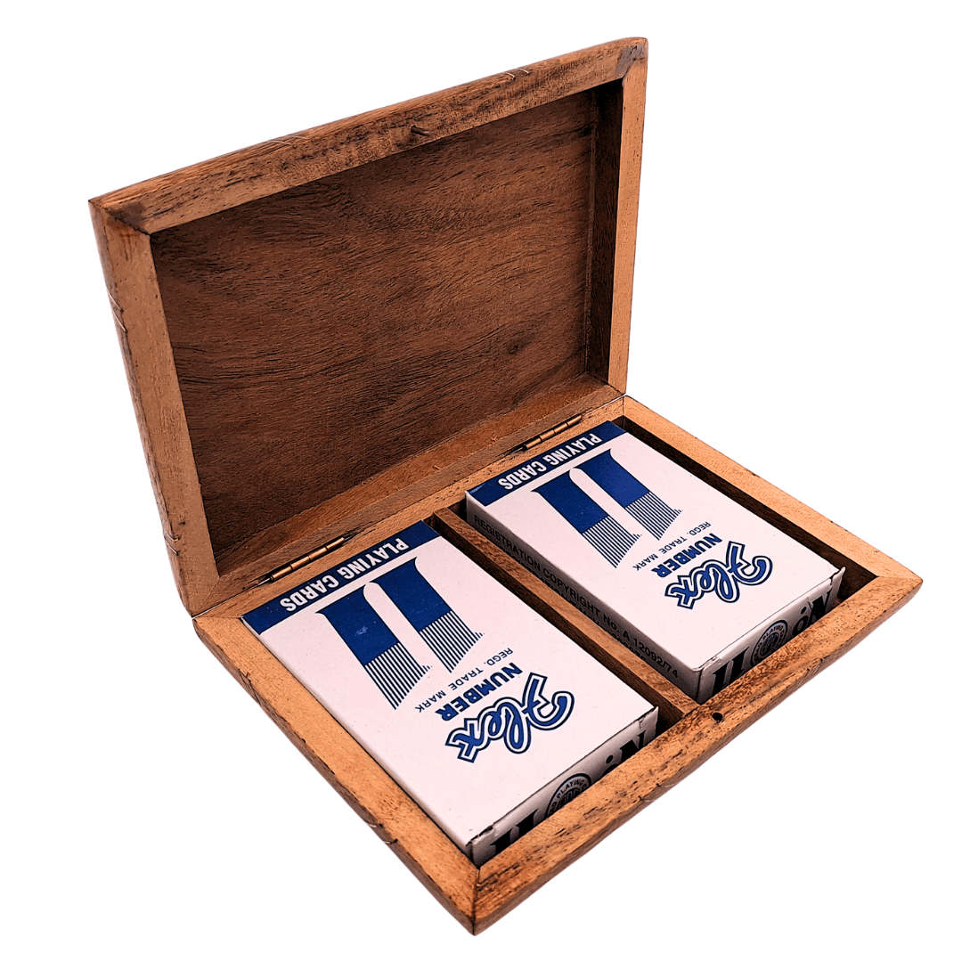Elegante set di 2 mazzi di carte in scatola di legno con possibilità di incisione personalizzata