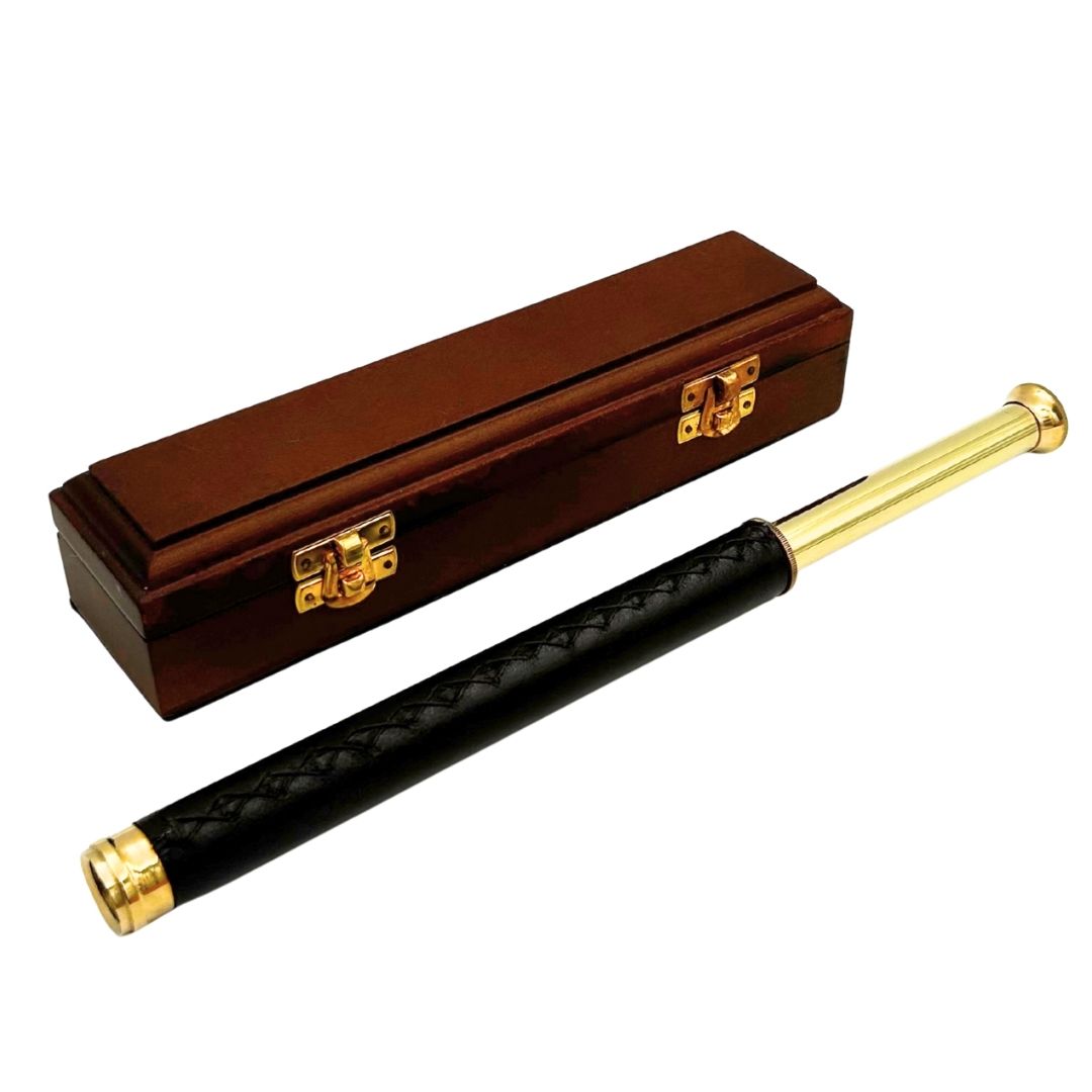 Cannocchiale in ottone e pelle con incisione personalizzata in scatola di legno