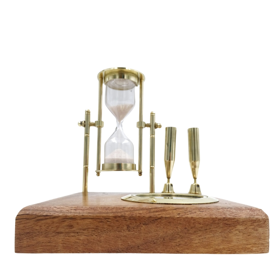 Set da scrivania retrò con clessidra e bussola