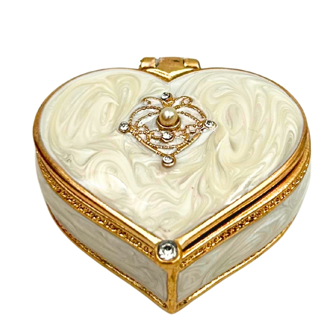 Scatola portagioie a forma di cuore con cristalli