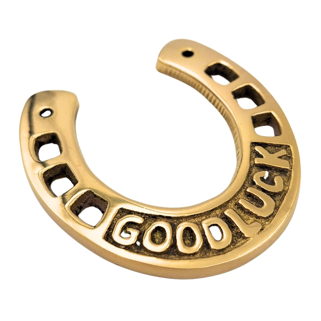 Ferro di Cavallo della Fortuna in Ottone 7 cm con Incisione - Regalo Elegante per Casa Nuova, Maturità o Nuovo Lavoro, Decorazione Dorata con Scritta Good Luck