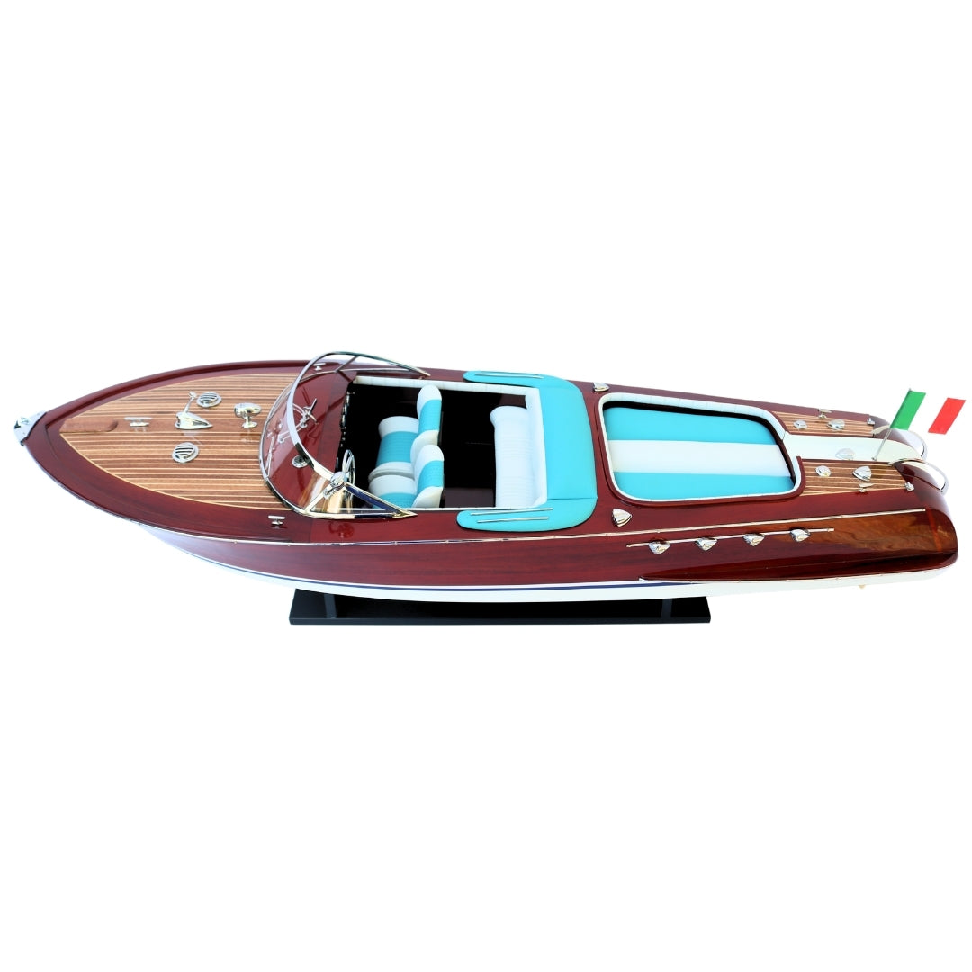 Modello esclusivo di motoscafo Riva Aquarama 87cm con possibilità di personalizzazione con incisione