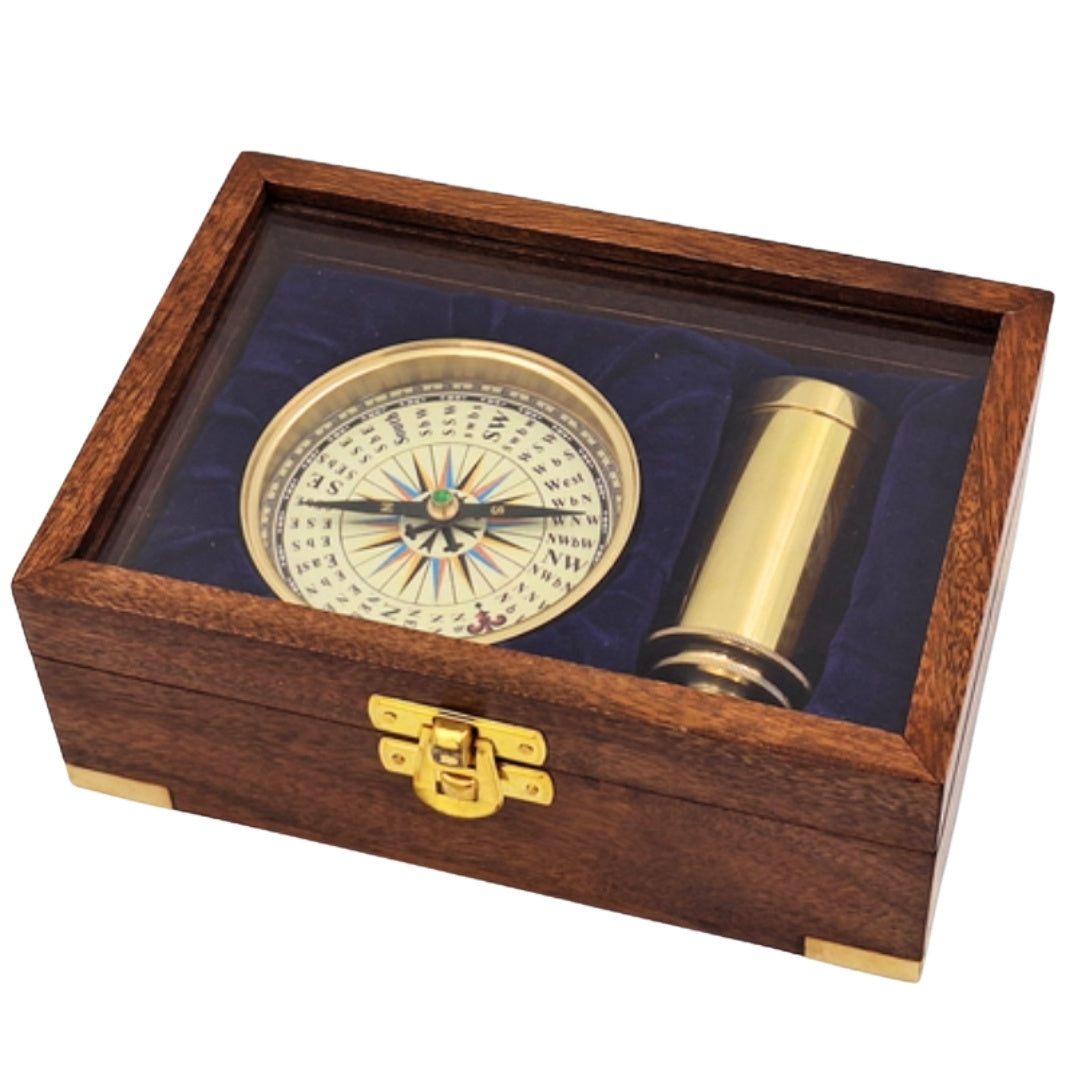Set regalo con bussola in ottone e cannocchiale in elegante scatola di legno con incisione