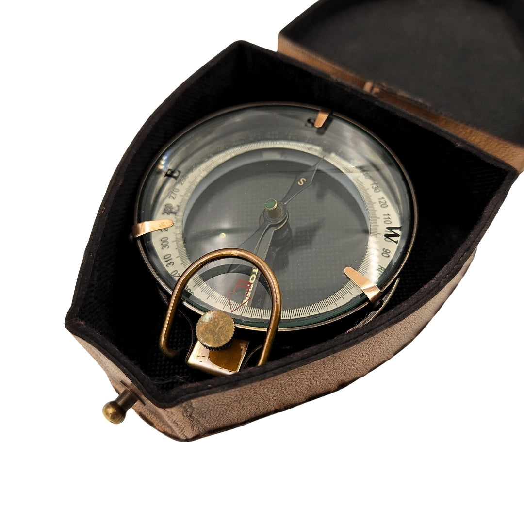 Bussola del viaggiatore con incisione personalizzata in custodia di pelle - gadget retrò in ottone per regalo, 9,25 cm con scritta ispiratrice