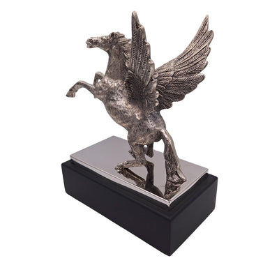 Statua Decorativa Pegaso in Alluminio su Base in Acciaio e Legno, Incisione Personalizzata, Regalo Elegante per Amanti della Mitologia Greca, Altezza 36 cm, Colore Argento con Base Nera