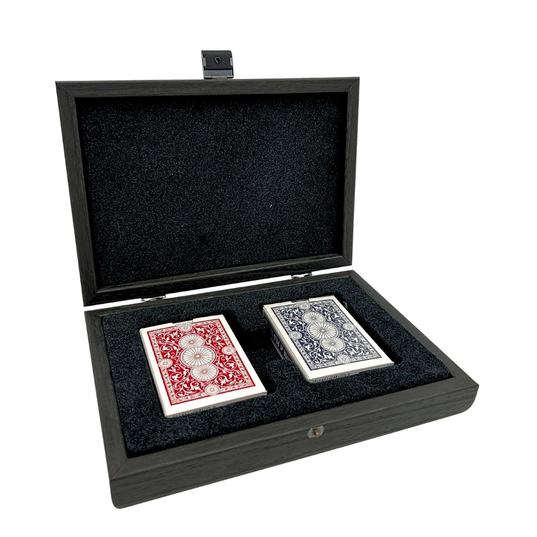 Carte da gioco esclusive in scatola decorativa con possibilità di personalizzazione tramite incisione - Blu scuro e rosso, scatola in legno con rivestimento in velluto