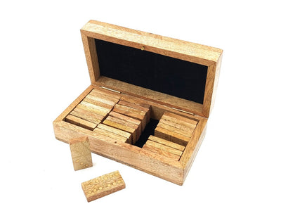 Domino in legno di mango in scatola con incisione - regalo personalizzato per adulti, 28 tessere, decorazioni in ottone, dimensioni scatola 15 x 8 x 4,5 cm