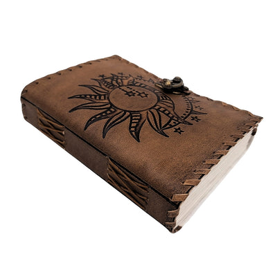 Taccuino in pelle retrò Sole e Luna 200 pagine con possibilità di personalizzazione con incisione, beige-marrone, ideale come regalo per artisti o amanti della magia quotidiana