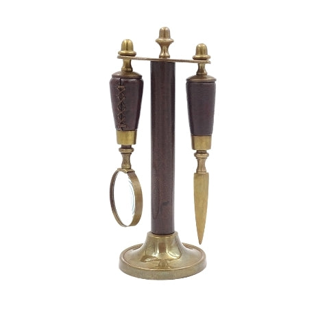 Set da scrivania con lente d'ingrandimento e taglierina MIS-0742 con possibilità di personalizzazione tramite incisione, elegante rivestimento in pelle, ideale come regalo, dimensioni: 18 x 7,5 x 3,5 cm (lente), 18 x 3,5 x 3,5 cm (taglierina)
