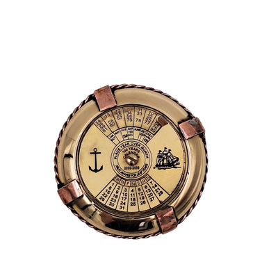 Elegante Calendario Marinaro in Ottone con Possibilità di Personalizzazione Incisa